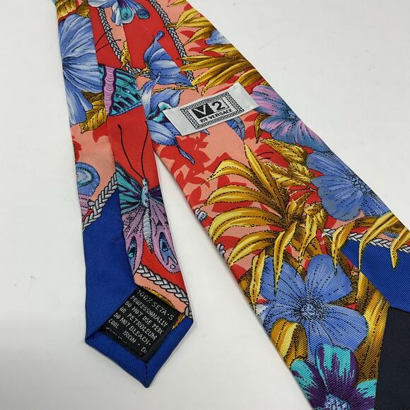 Vintage V2 by Versace Men’s 100% Silk Necktie Hand made in Italy Gianni Versace - Picture 2 of 5